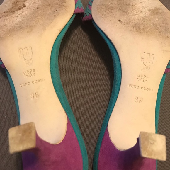 Suede slides gentle wear, no real damage. - Picture 10 of 10